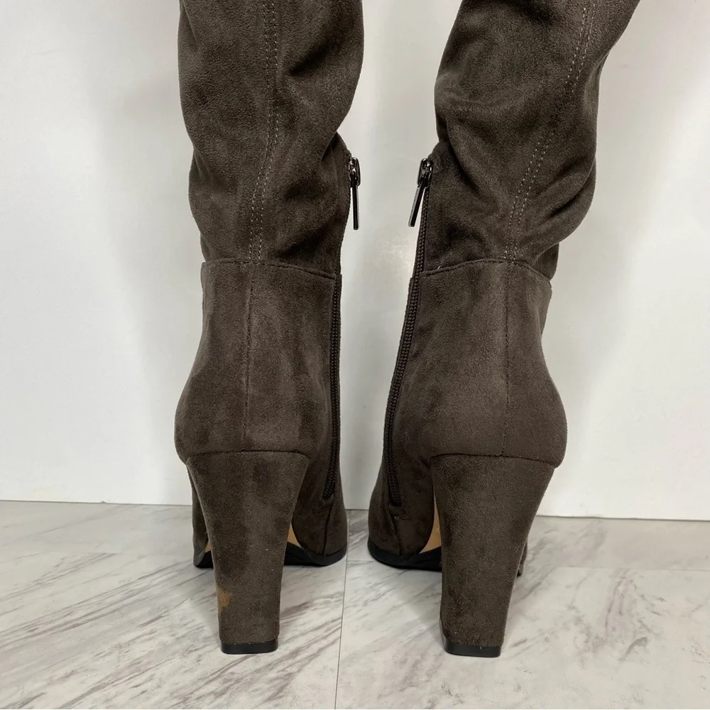 New! Vince Camuto Tapley Gray Faux Suede Over The Knee Boot 8.5 M